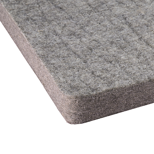 VFG seat felt provides a warm, dry seat with water-repellent impregnation and comes with an optional shoulder strap for added convenience.