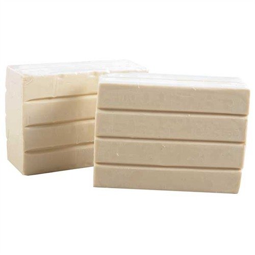 Modeling Clay od BROWNELLS snadno a levně vyplní prostory kolem triggerguardu a dalších částí, opakovaně použitelný a neuschne pro snadnou manipulaci.