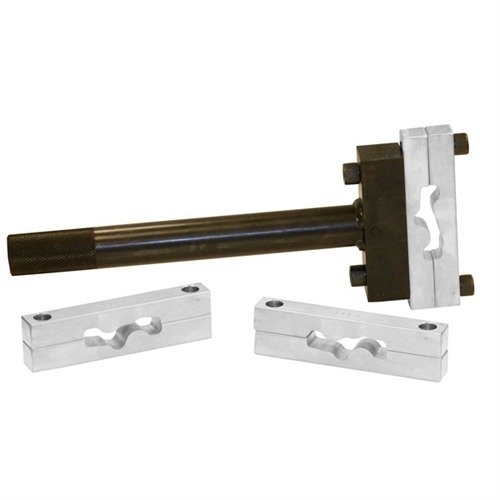 COLT SAA ACTION WRENCH od BROWNELLS eliminuje poškození rámu při instalaci/odstranění hlavní díky hliníkovým hlavám, které zcela obklopují křehké rámy.