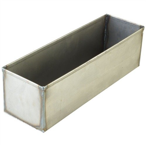 HALFTANKS jsou ideální pro bluing malých dílů a pistolí, šetří čas na ohřev a používají méně bluing solí díky poloviční velikosti.