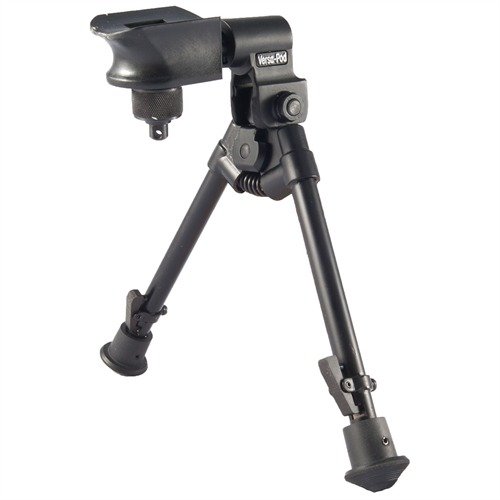 Modulární bipod VERSA POD s odnímatelnými nohami, výškově nastavitelný a s multi-pivot hlavou, ideální pro stabilní střelbu na nerovném terénu.