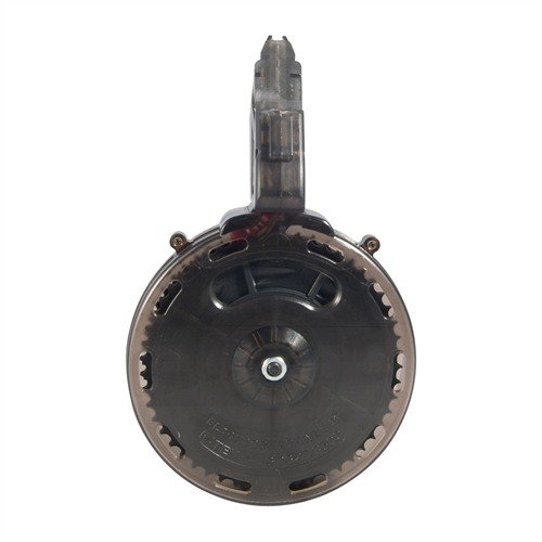 Reliabilní bubnový zásobník s kapacitou 50 ran pro S&W M&P15-22, vyrobený z polykarbonátu, snadno se čistí a ideální pro plinkování.