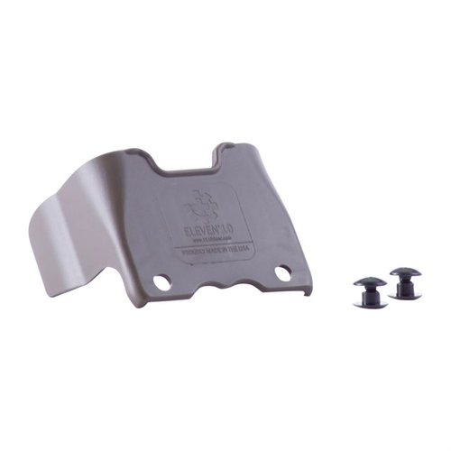 Chraňte své uniformy s Eleven 10 RIGID TQ Case Shirt Shield; rychlá instalace, lehká konstrukce a ochrana před opotřebením od tourniquetu.