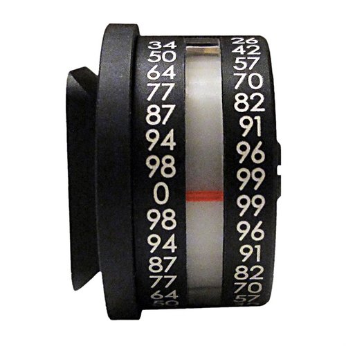 Zlepšuje přesnost při střelbě do kopce nebo z kopce; snadno vypočítá vzdálenost pro gravitaci díky indikaci úhlu; vodotěsný a vyrobený z hliníku.