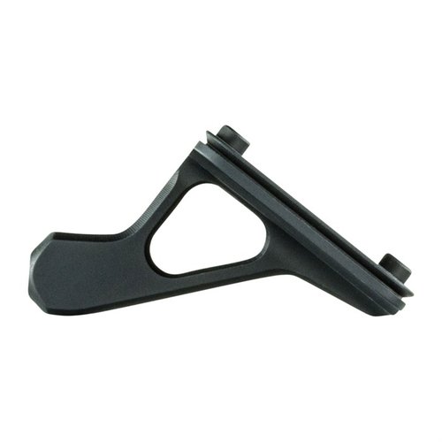 TRIJICON RMR KICK/02 OFFSET MOUNT je vyroben z 7075-T6 hliníku s Type III anodizací, což zajišťuje vysokou pevnost a odolnost pro vaše střelecké potřeby.