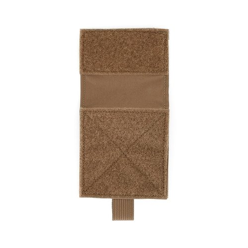 Expand your carrying options with the MICRO FIGHT HALF FLAP, easily attachable to the Micro Fight Chassis for enhanced magazine storage and accessibility.