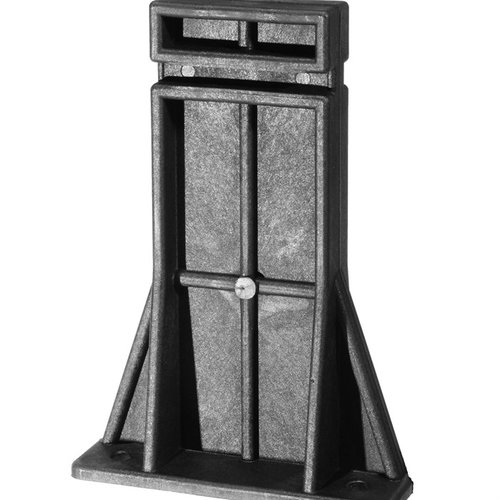 AR-15/M16 SPIKE'S BLOCK od ERGO GRIPS poskytuje stabilní platformu pro údržbu a čištění, snadno se upevňuje na pracovní stůl a lze ho použít i jako nástěnný držák.