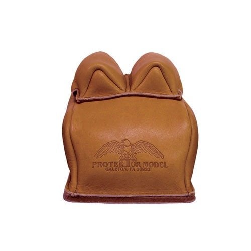 PROTEKTOR's TWO-STITCH BUNNY EAR REAR BAGS provide optimal stability and contact with two rows of stitching, ensuring a secure shooting experience.