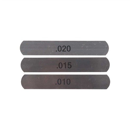 NECK TURNING FEELER GAGE SET od SINCLAIR INTERNATIONAL umožňuje precizní měření tloušťky nábojnic, což zajišťuje optimální výkon a přesnost při střelbě.