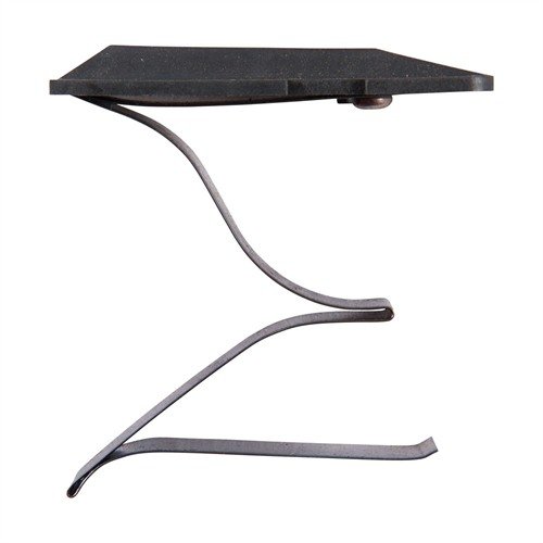 Vylepšete svůj pušku s MAGAZINE FOLLOWER ASSEMBLY, SHORT ACTION od SAVAGE, který je kompatibilní s modely 110/111/112/112BT pro spolehlivé a hladké nabíjení.