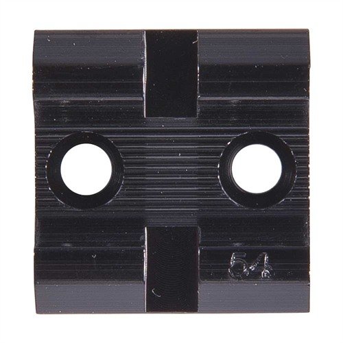 Lehké hliníkové základny WEAVER pro moderní i starší pušky, brokovnice a dlouhé pistole, dostupné v jednopiece a dvojdílných variantách.